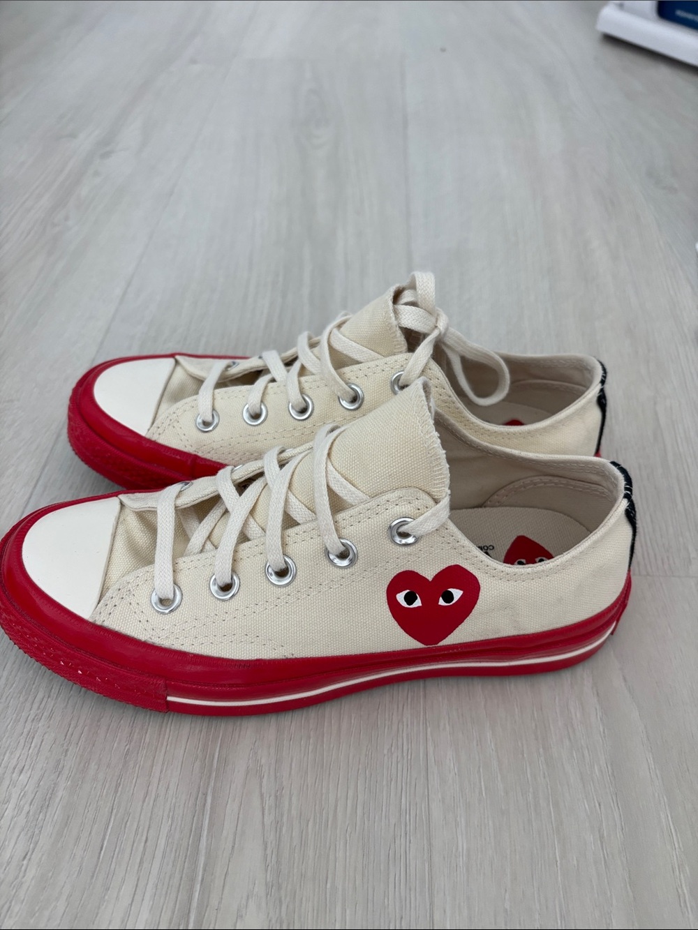 Comme des Garcons PLAY Low-Top Canvas Sneakers in Cream with Red Heart